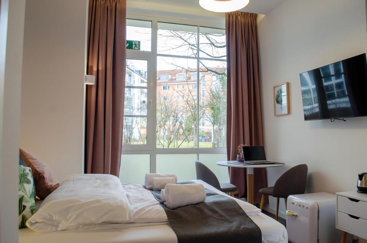 Homely Stay Studio 8 - Relaxed Self-Check-In Room In Мюнхен Экстерьер фото