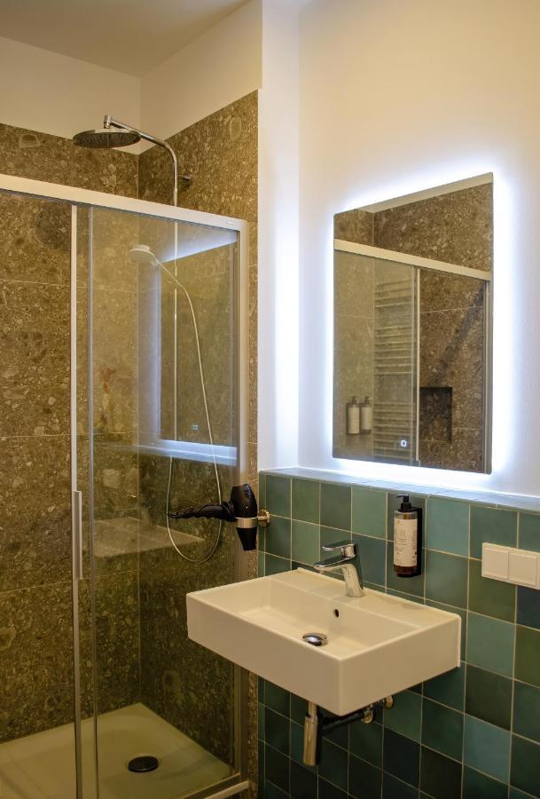 Homely Stay Studio 8 - Relaxed Self-Check-In Room In Мюнхен Экстерьер фото